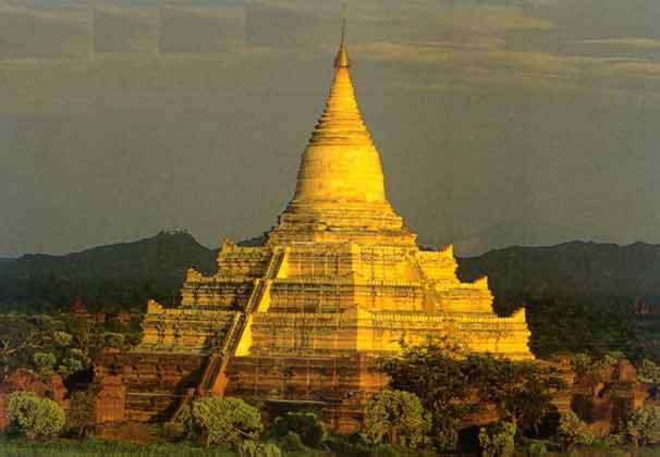 Shwesandaw pagoda Bagan_jpg.jpg
